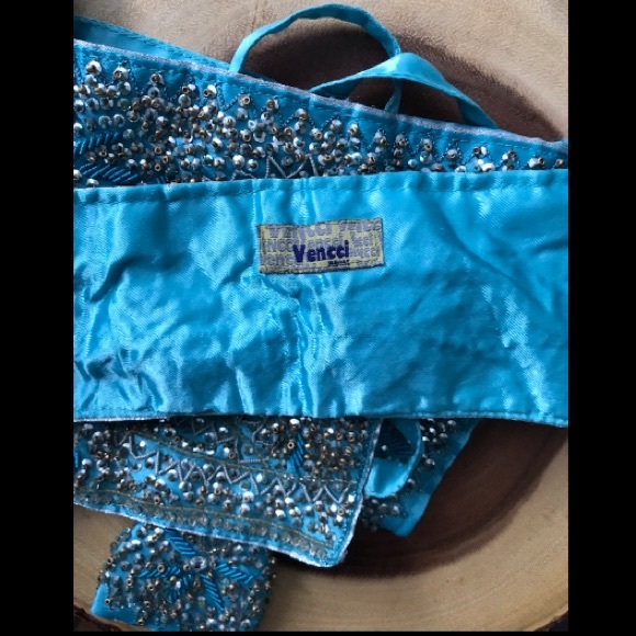 BELT - Picture 3 of 3